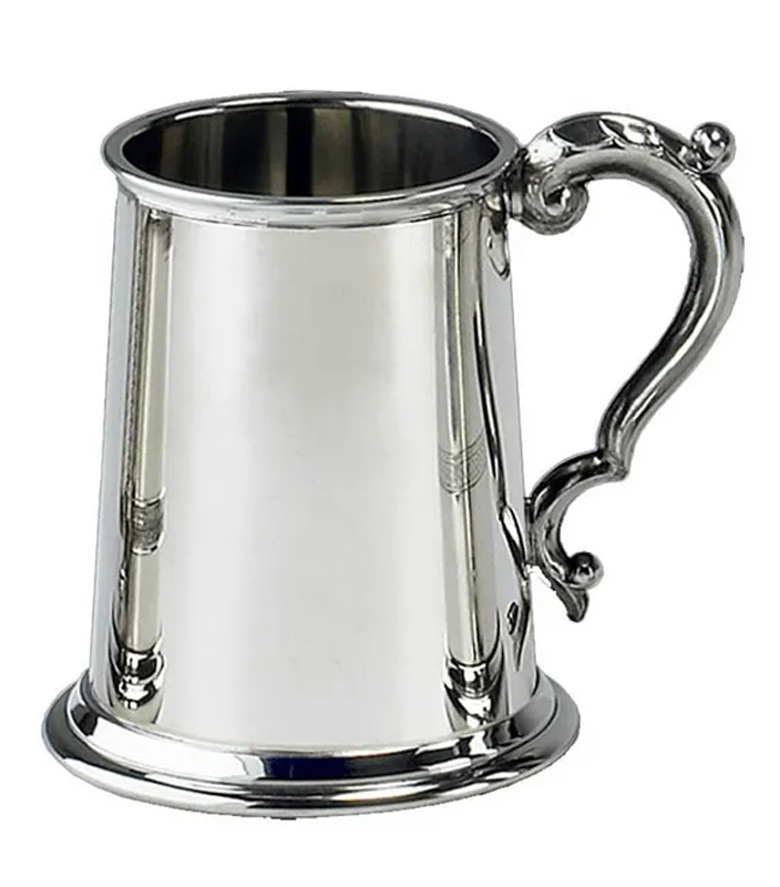 Hip Flasks & Tankards